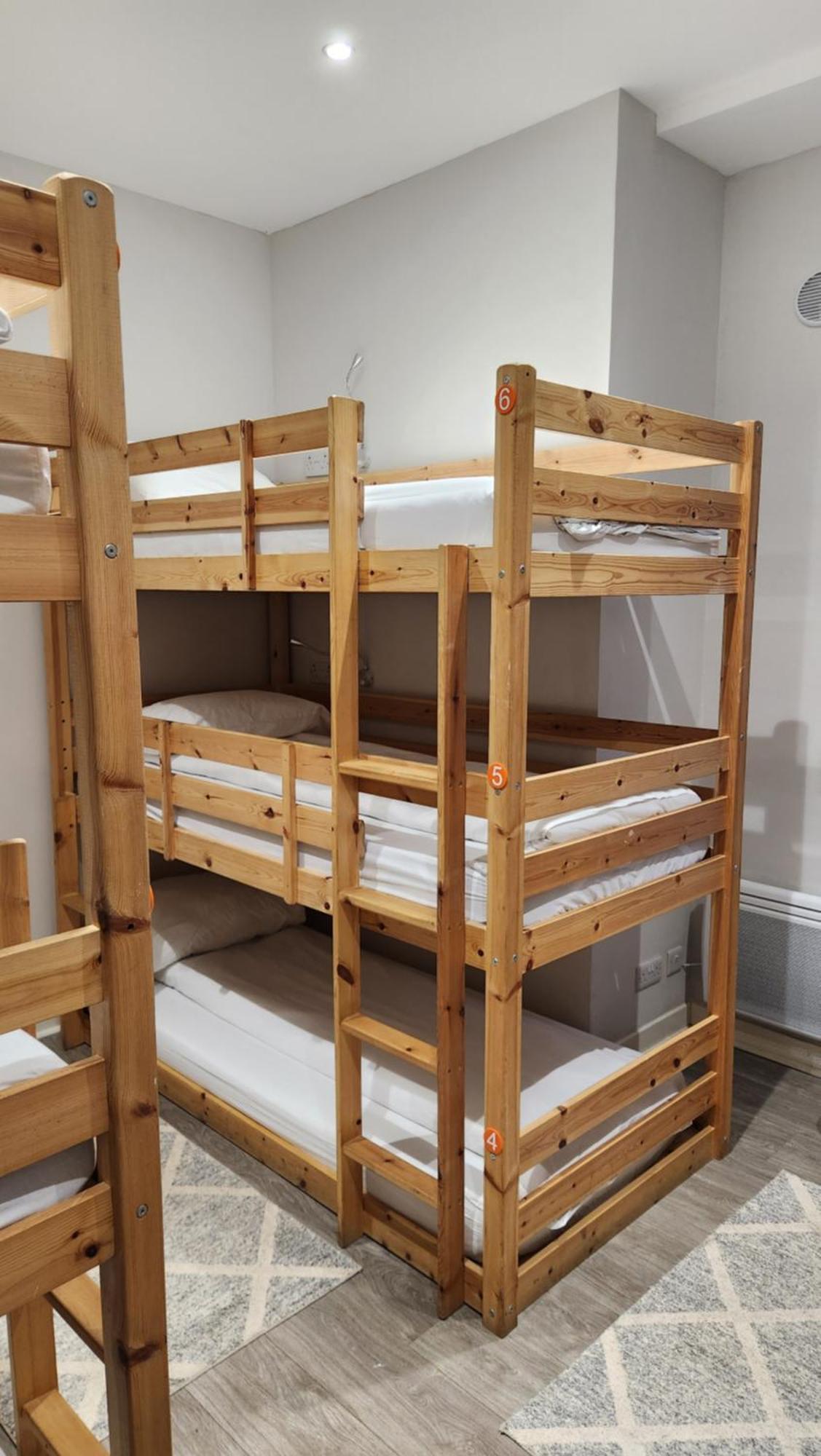 Matrix Hostel Эдинбург Экстерьер фото